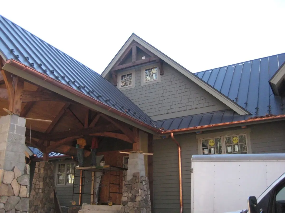 Craftsman Roofing team delivering quality roofing work in Leeland